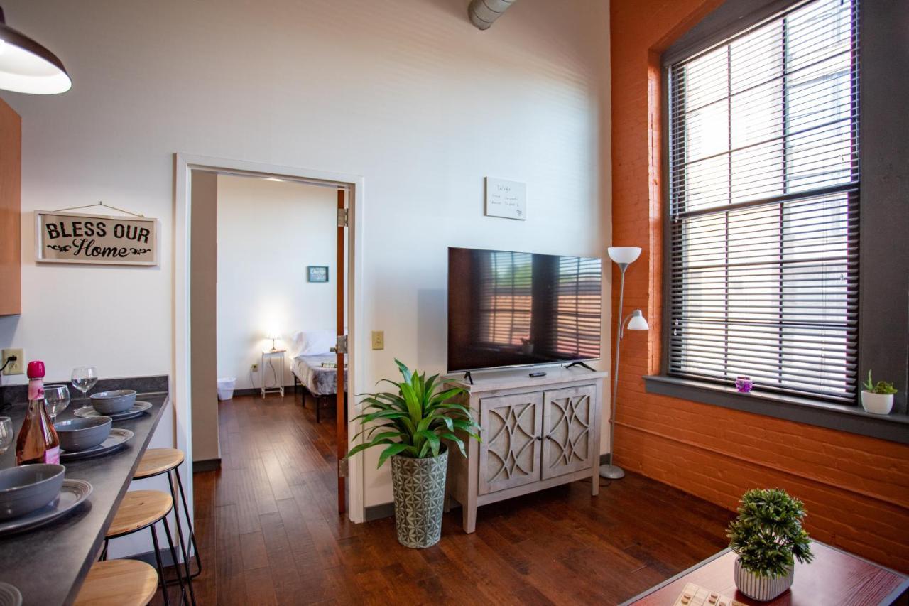 Ferienwohnung Ny Style Centric Loft With King Bed By Park Ave Rochester Exterior foto